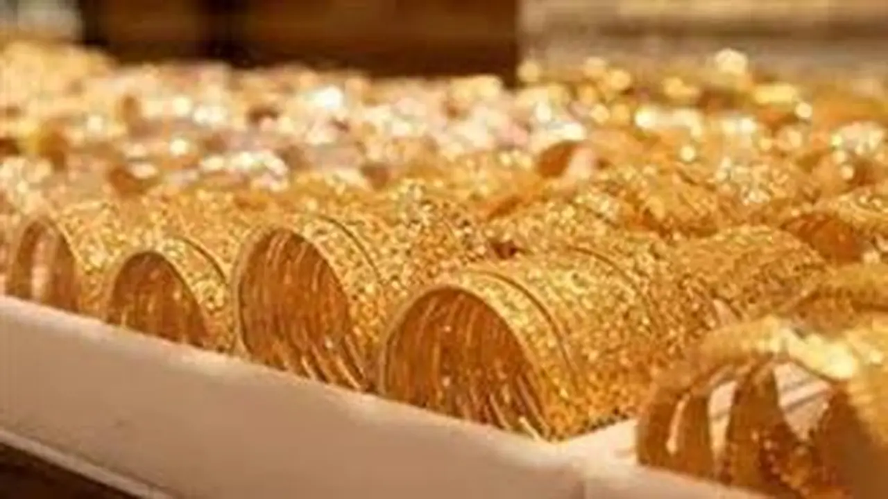 اتساع الهامش السعري يربك سوق الذهب ويضع المستهلكين أمام تحديات اقتصادية جديدة